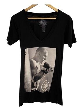 Affliction Georges St-Pierre graphic t-shirt Vneck very soft material smal